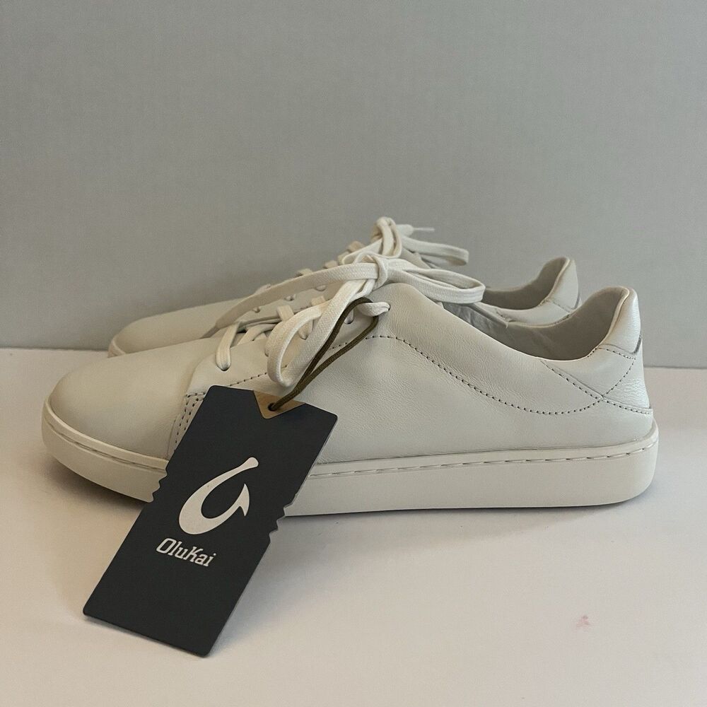 OluKai Women’s Pehuea Li ‘Ili Bright White Leather Lace Up Shoes SZ 9.5